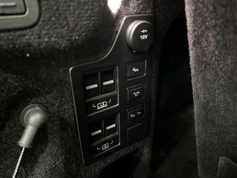 Land Rover Discovery 2.0 SD4 HSE Auto 4WD Euro 6 (s/s) 5dr