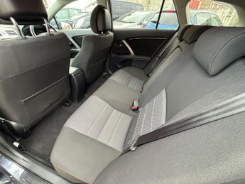 Toyota Avensis 1.8 V-Matic TR Tourer Multidrive S Euro 5 5dr