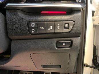 Kia Niro 1.6 GDi 4 DCT Euro 6 (s/s) 5dr