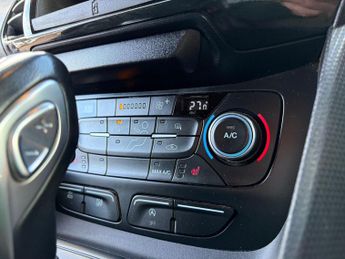 Ford Transit Connect 1.5 200 EcoBlue Limited Auto L1 Euro 6 (s/s) 5dr