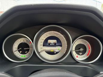 Mercedes-Benz E Class 2.1 E220 BlueTEC SE G-Tronic+ Euro 6 (s/s) 4dr