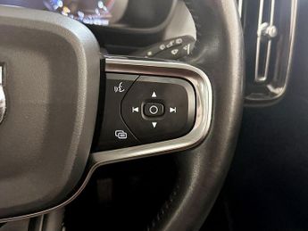 Volvo XC40 2.0 D3 Momentum Euro 6 (s/s) 5dr