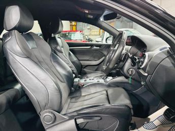 Audi A3 1.5 TFSI CoD Black Edition S Tronic Euro 6 (s/s) 3dr