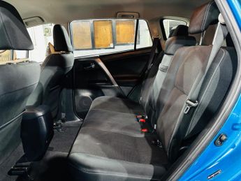 Toyota RAV4 2.5 VVT-h Business Edition Plus CVT Euro 6 (s/s) 5dr