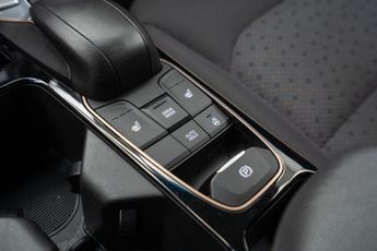 Hyundai IONIQ 28kWh Premium Auto 5dr