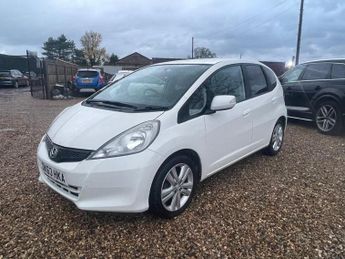 Honda Jazz 1.4 i-VTEC ES Plus CVT Euro 5 5dr