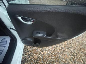 Honda Jazz 1.4 i-VTEC ES Plus CVT Euro 5 5dr