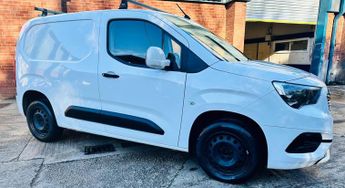 Vauxhall Combo 1.5 Turbo D 2300 Sportive L1 H1 Euro 6 4dr