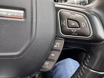 Land Rover Range Rover Evoque 2.0 TD4 SE Tech Auto 4WD Euro 6 (s/s) 5dr