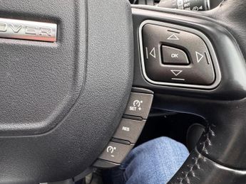 Land Rover Range Rover Evoque 2.0 TD4 SE Tech Auto 4WD Euro 6 (s/s) 5dr