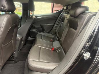 Vauxhall Astra 1.4i Turbo Elite Nav Auto Euro 6 (s/s) 5dr