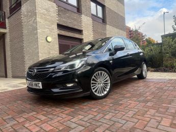 Vauxhall Astra 1.4i Turbo Elite Nav Auto Euro 6 (s/s) 5dr