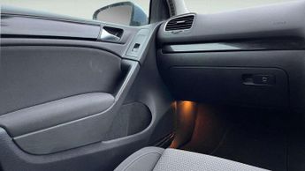 Volkswagen Golf 1.6 TDI Match DSG Euro 5 5dr