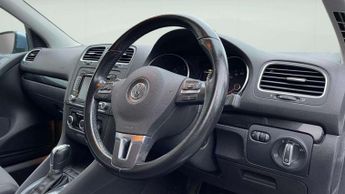 Volkswagen Golf 1.6 TDI Match DSG Euro 5 5dr