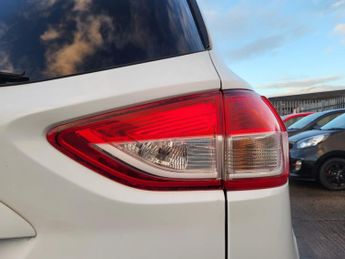 Ford Kuga 2.0 TDCi Titanium Powershift AWD Euro 5 5dr