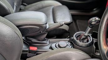 MINI Hatch 2.0 Cooper S Auto Euro 6 (s/s) 3dr