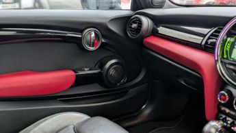 MINI Hatch 2.0 Cooper S Auto Euro 6 (s/s) 3dr