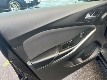 Vauxhall Grandland X 1.2 Turbo SE Auto Euro 6 (s/s) 5dr