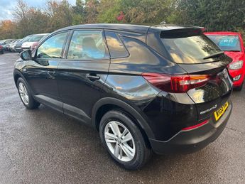 Vauxhall Grandland X 1.2 Turbo SE Auto Euro 6 (s/s) 5dr
