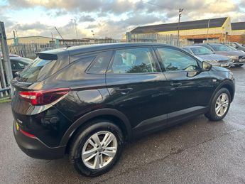 Vauxhall Grandland X 1.2 Turbo SE Auto Euro 6 (s/s) 5dr