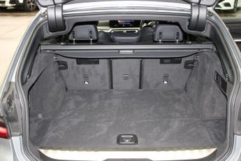 BMW 3 Series 2.0 330e 12kWh M Sport Touring Auto Euro 6 (s/s) 5dr