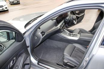 BMW 3 Series 2.0 330e 12kWh M Sport Touring Auto Euro 6 (s/s) 5dr