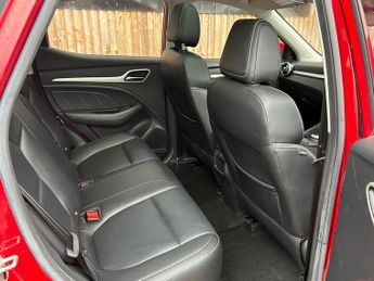 MG MG ZS 44.5kWh Exclusive Auto 5dr