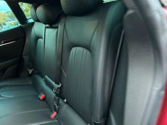 Maserati Levante 3.0D V6 ZF 4WD Euro 6 (s/s) 5dr