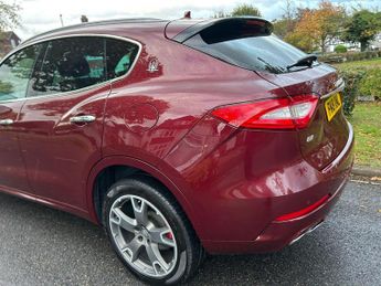 Maserati Levante 3.0D V6 ZF 4WD Euro 6 (s/s) 5dr