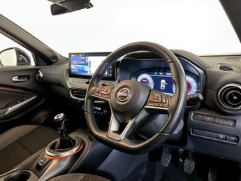 Nissan Juke 1.0 DIG-T N-Connecta Euro 6 (s/s) 5dr