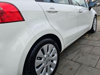 Kia Rio 1.4 2 Auto Euro 5 5dr