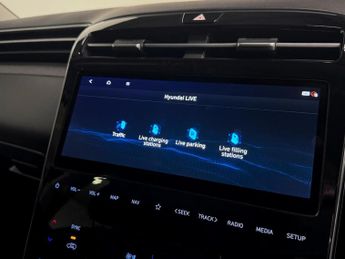 Hyundai TUCSON 1.6 h T-GDi 13.8kWh Premium SUV 5dr Petrol Plug-in Hybrid Auto 4