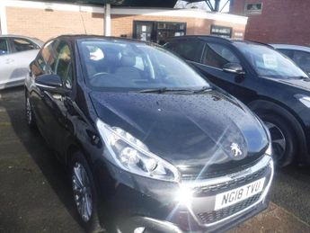 Peugeot 208 1.2 PureTech Signature Euro 6 (s/s) 5dr