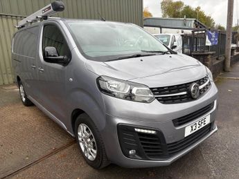 Vauxhall Vivaro 2.0 Turbo D 3100 Sportive L2 H1 Euro 6 (s/s) 5dr