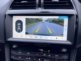 Jaguar F-PACE 2.0 D180 R-Sport Auto AWD Euro 6 (s/s) 5dr