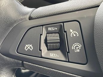 Vauxhall Corsa 1.4i SE Auto Euro 6 5dr
