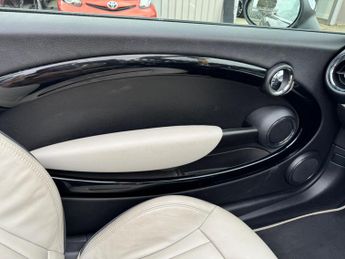 MINI Roadster 1.6 Cooper Auto Euro 6 2dr