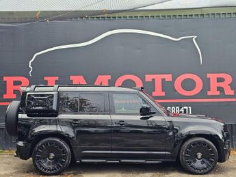 Land Rover Defender 110 3.0 D250 MHEV X-Dynamic SE Auto 4WD Euro 6 (s/s) 5dr