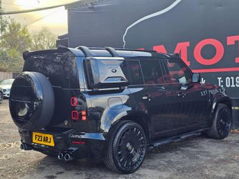 Land Rover Defender 110 3.0 D250 MHEV X-Dynamic SE Auto 4WD Euro 6 (s/s) 5dr