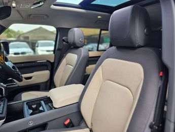 Land Rover Defender 110 3.0 D250 MHEV X-Dynamic SE Auto 4WD Euro 6 (s/s) 5dr