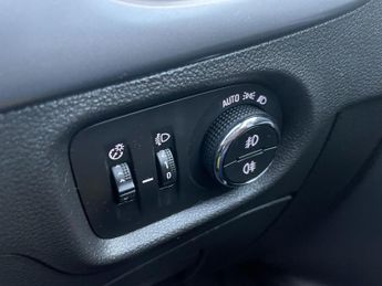 Vauxhall Astra 1.6 CDTi Design Sports Tourer Auto Euro 6 5dr