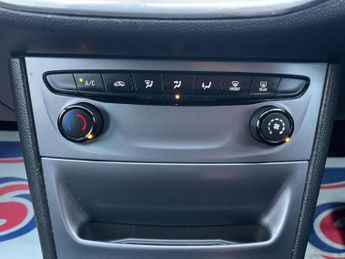 Vauxhall Astra 1.6 CDTi Design Sports Tourer Auto Euro 6 5dr