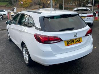 Vauxhall Astra 1.6 CDTi Design Sports Tourer Auto Euro 6 5dr