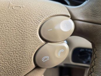 Mercedes-Benz CLS 5.5 CLS500 Coupe 7G-Tronic 4dr