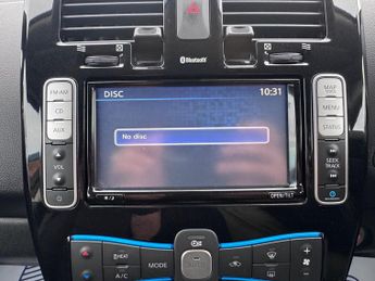 Nissan Leaf 24kWh Acenta Auto 5dr