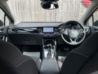 Vauxhall Astra 1.6 CDTi BlueInjection SRi Nav Auto Euro 6 (s/s) 5dr