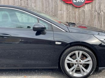 Vauxhall Astra 1.6 CDTi BlueInjection SRi Nav Auto Euro 6 (s/s) 5dr