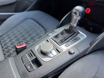 Audi A3 1.4 TFSI CoD Sport STronic Euro6(s/s 5dr