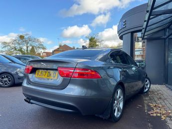 Jaguar XE 2.0d Portfolio Auto Euro 6 (s/s) 4dr