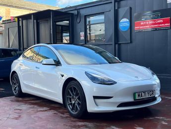 Tesla Model 3 Standard Range Plus Auto RWD 4dr